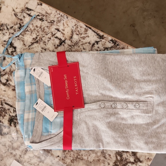 Talbott Comfy Sleep Set - Picture 2 of 5